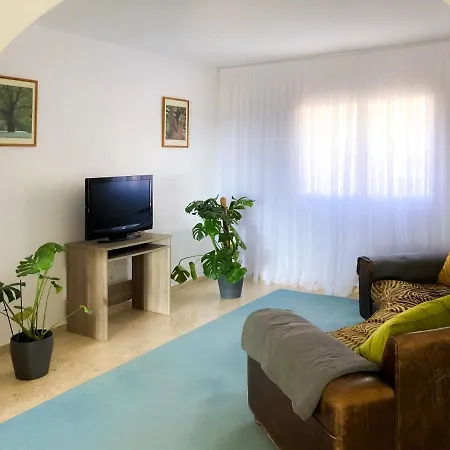 Сasa de vacaciones Situado En Zona Muy Tranquila De