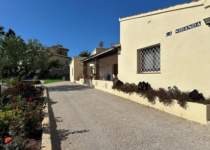 Holiday home Cucarres